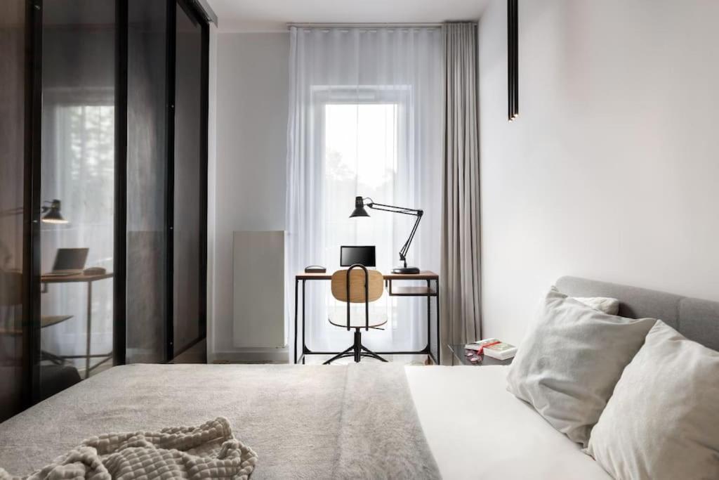 Deluxe Apartment In City Center, Steam Park Krakow Bagian luar foto